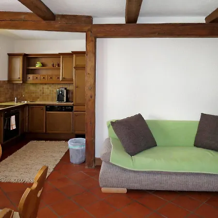 아파트 Ferienwohnung 120s *